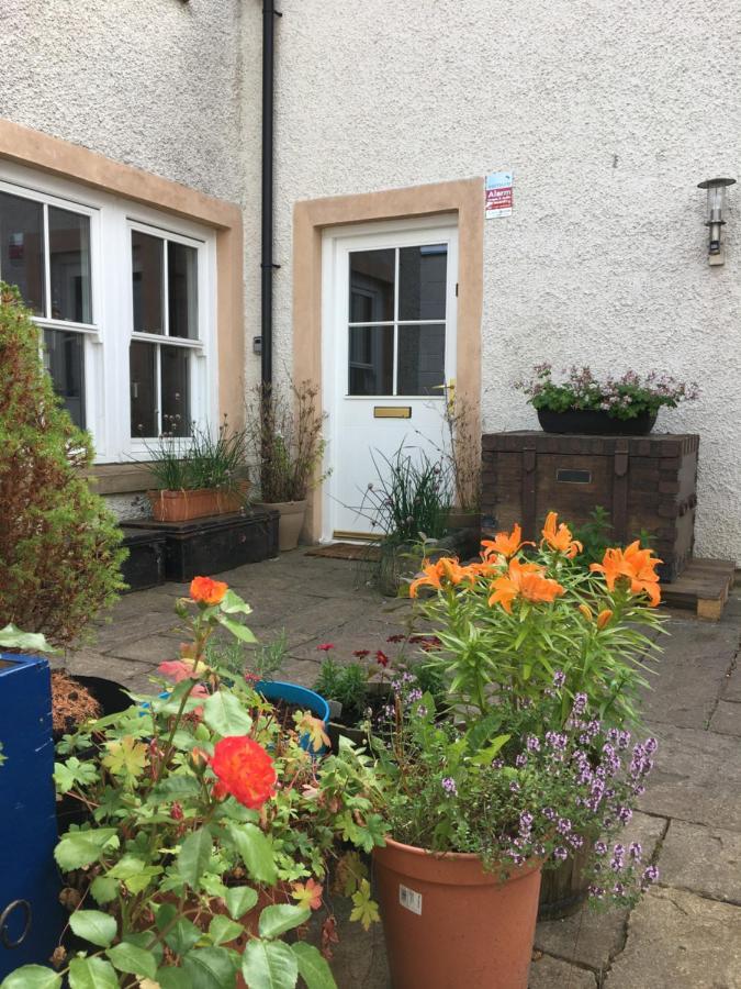 B&B At No 4 Biggar Exteriör bild